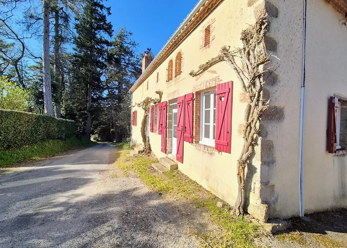 Le Pouet 4 Pers A 10 Min Du Puy Du Fou 3*