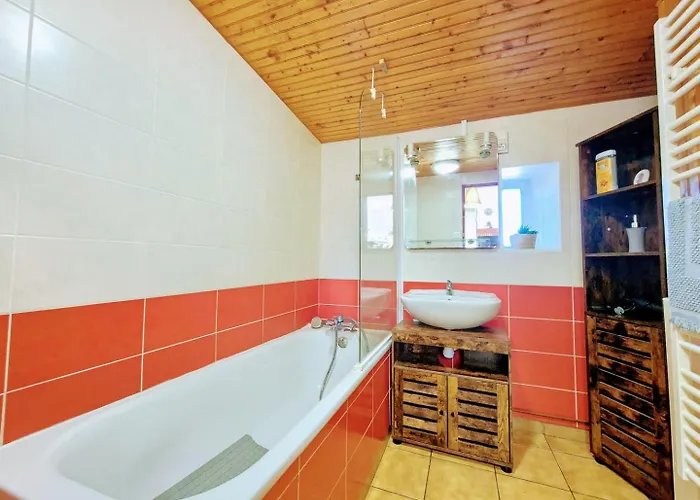 Le Pouet 4 Pers A 10 Min Du Puy Du Fou Saint-Mars-la-Reorthe